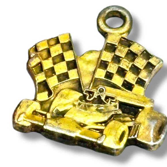 40th anniversary 1982 Indianapolis Race Charm - for Bracelet or Necklace - Picture 1 of 6